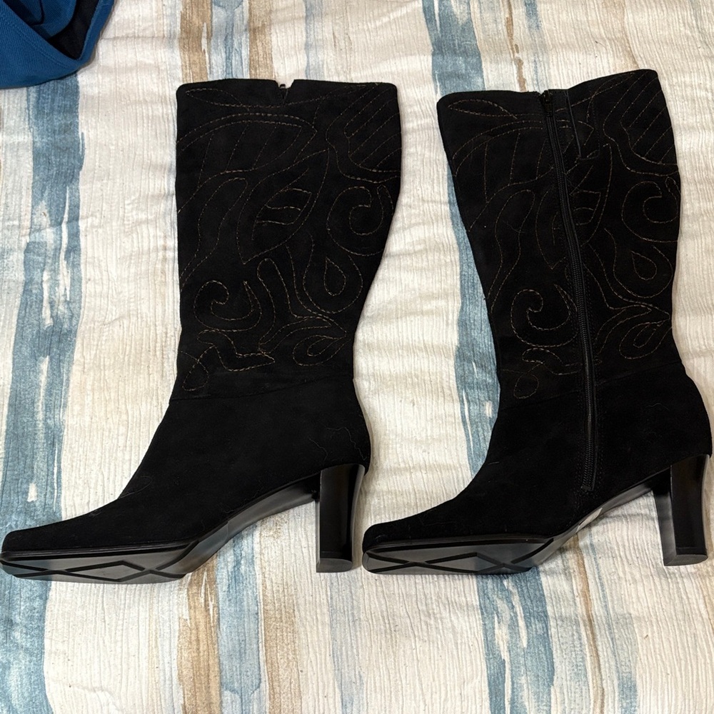 Chico's Elegant Black Embroidered Heeled Boots